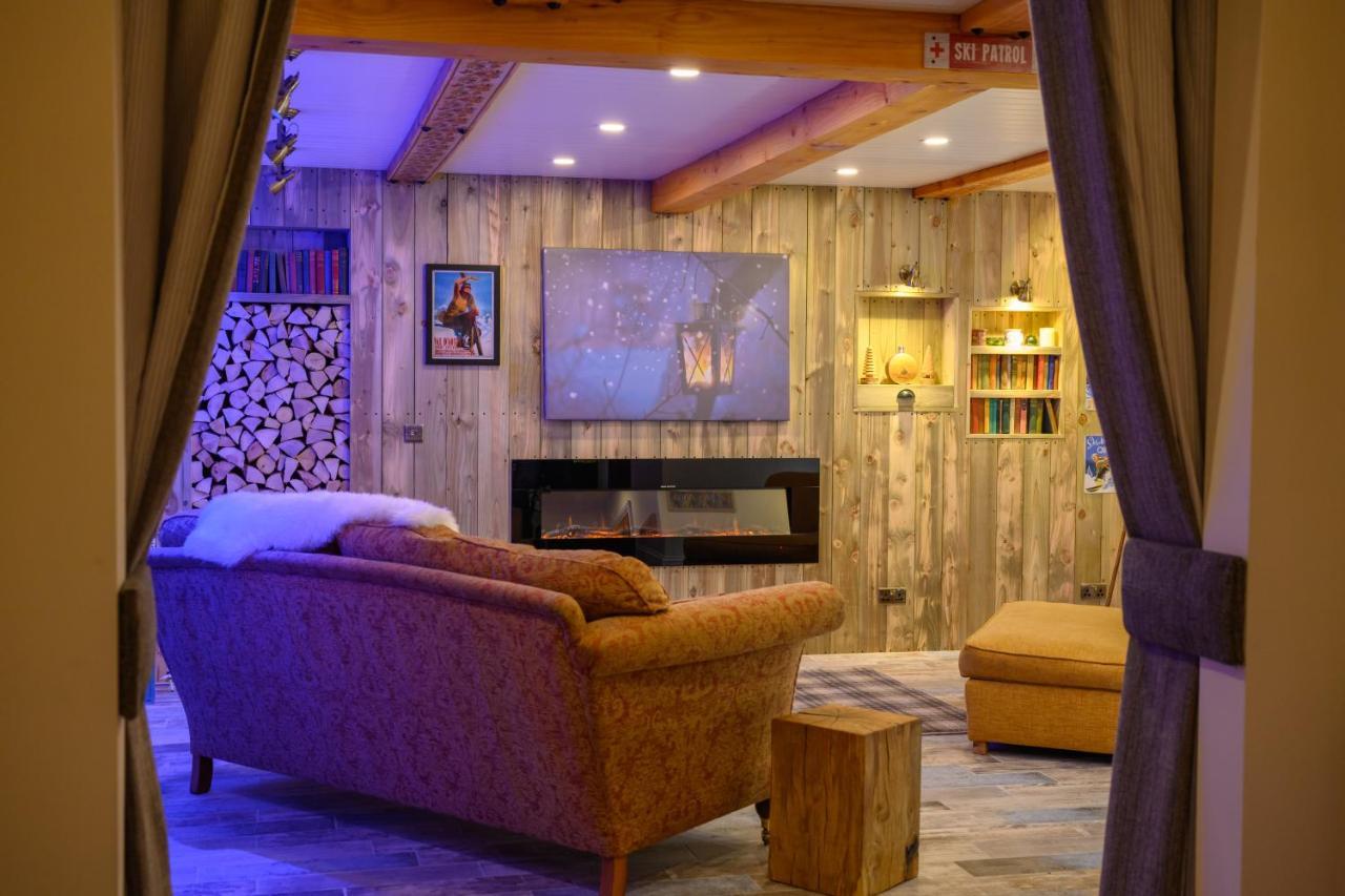 Anastasia'S Secret! Cupar Swiss Alpine Style Apartment Екстер'єр фото